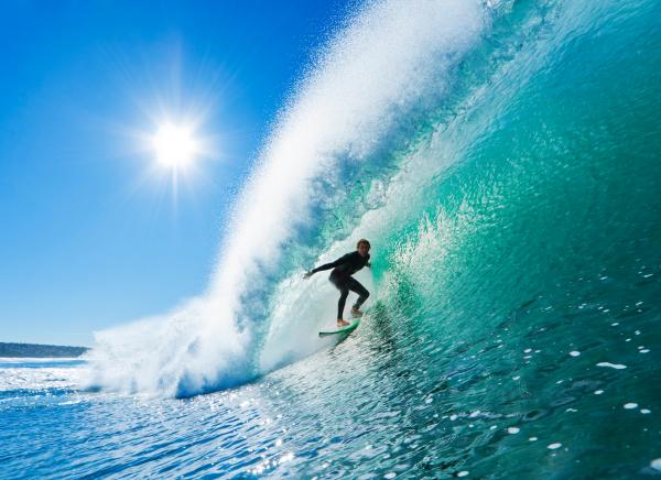 a surfer riding a wave_1